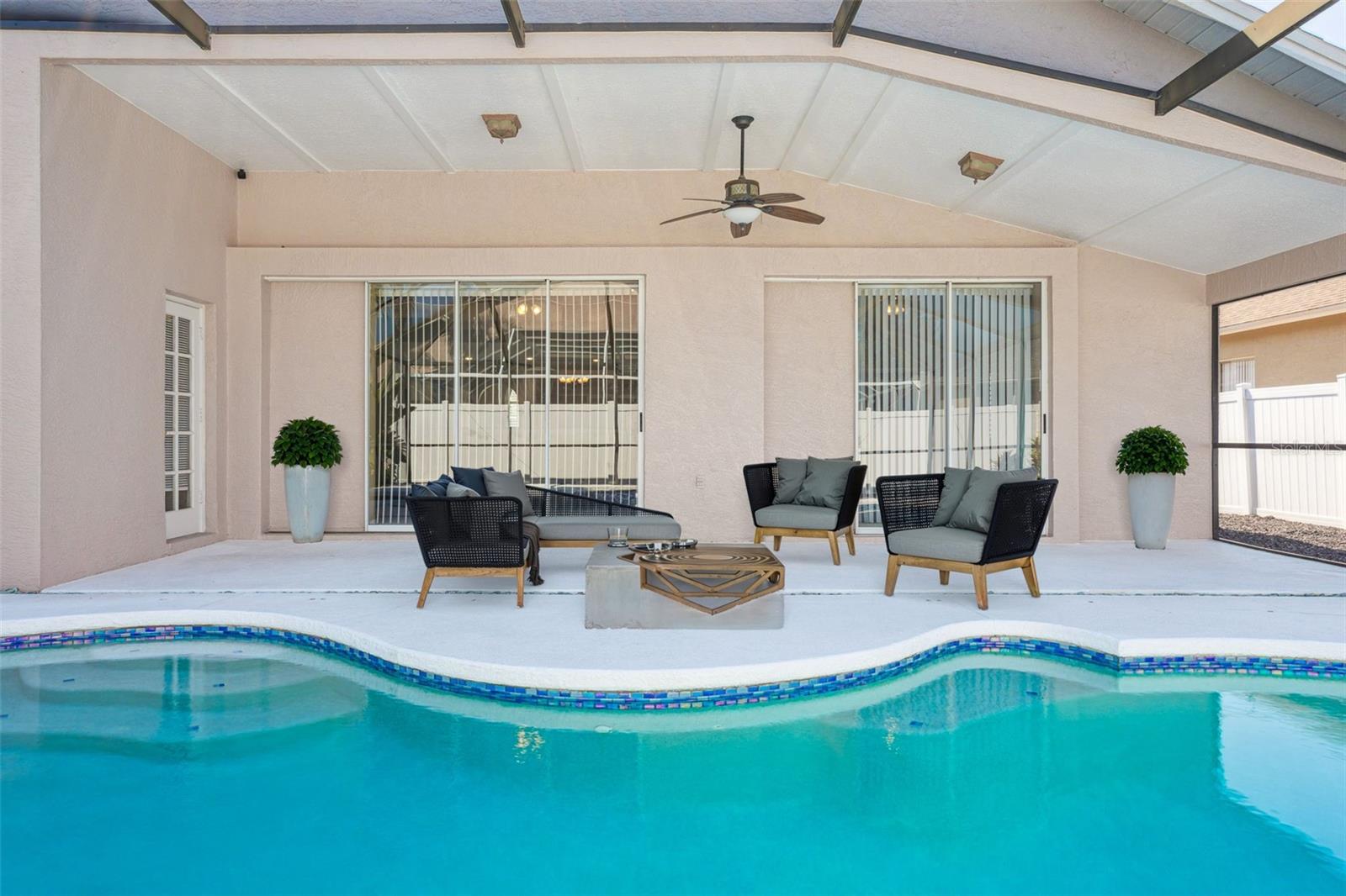 Listing photo id 33 for 10020 Cypress Shadow Avenue