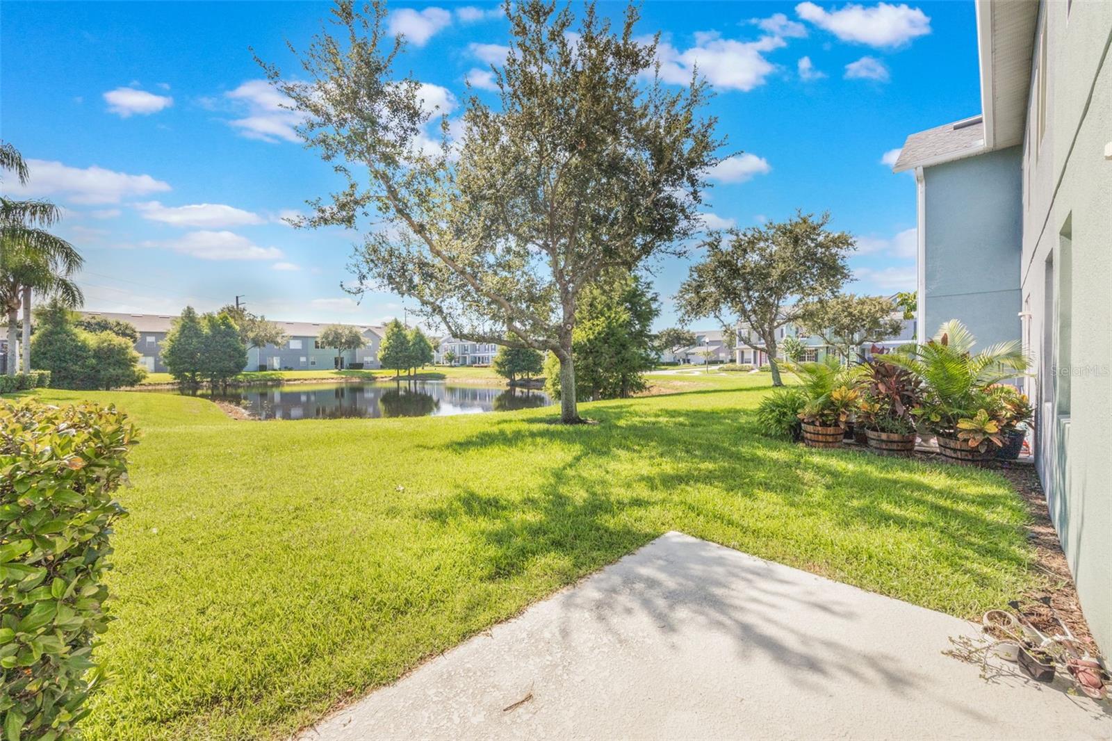 Image 13 of 35 For 10036 Moorshire Circle