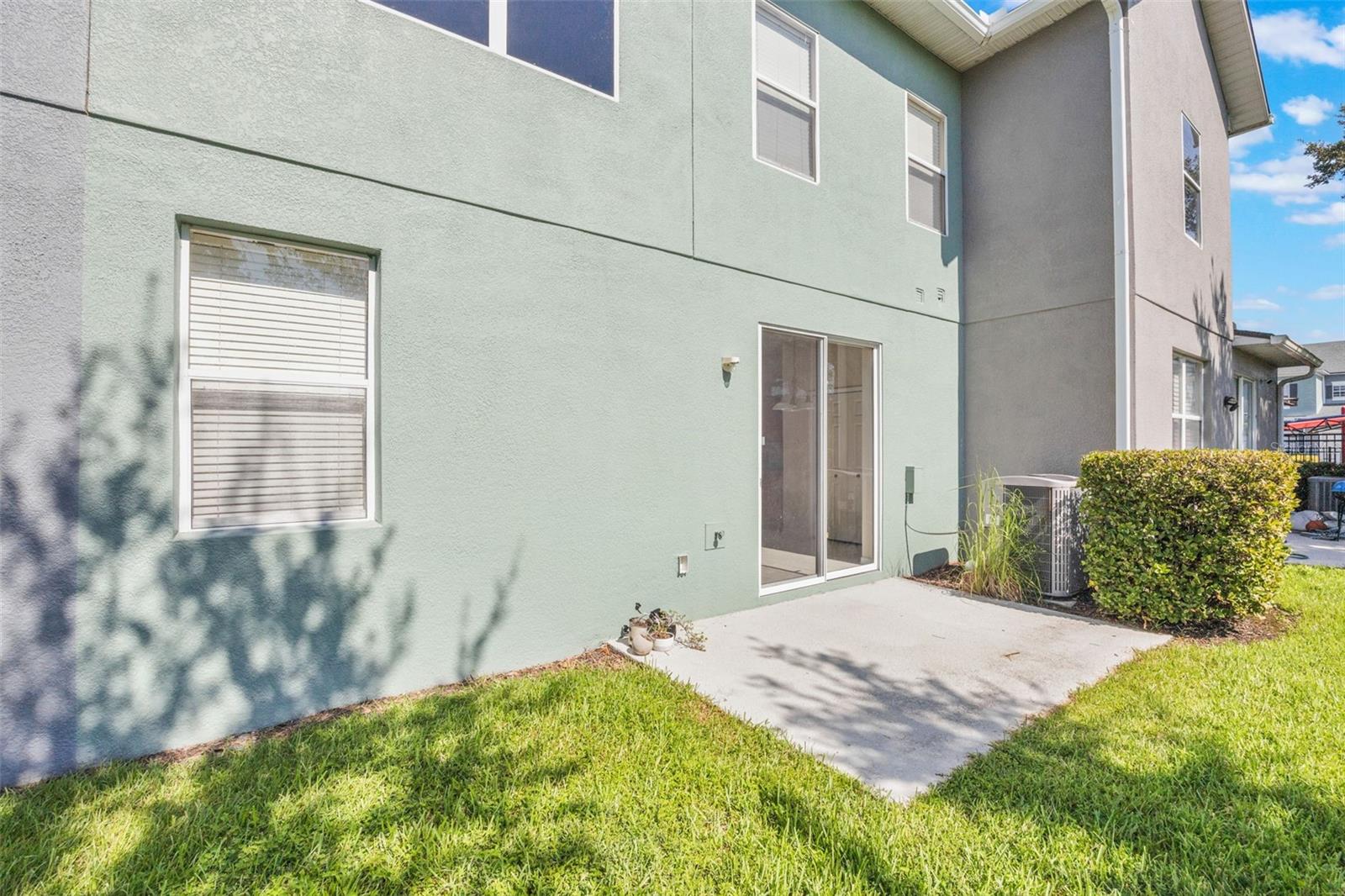 Image 14 of 35 For 10036 Moorshire Circle
