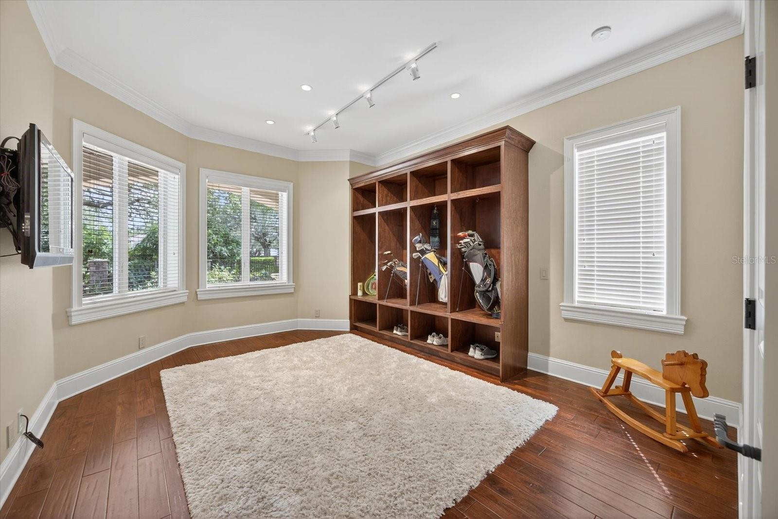 Image 38 of 87 For 973 Royal Birkdale Drive