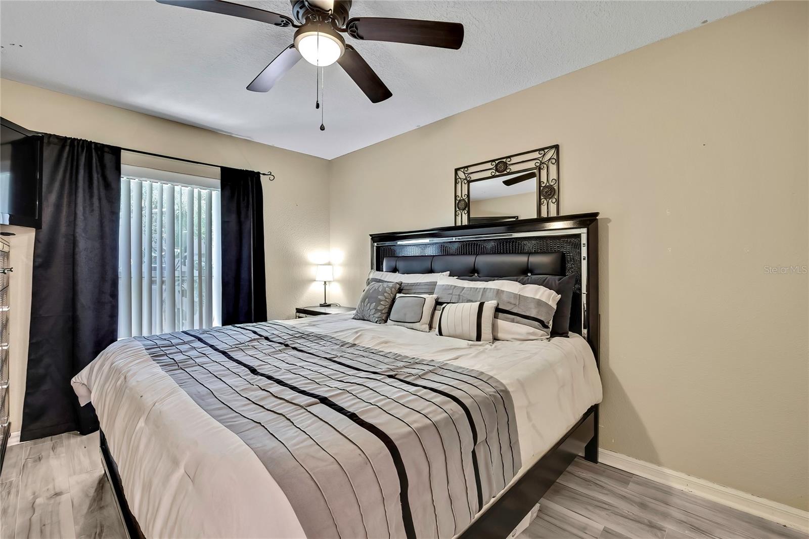 Image 22 of 44 For 12714 Tall Pine Drive