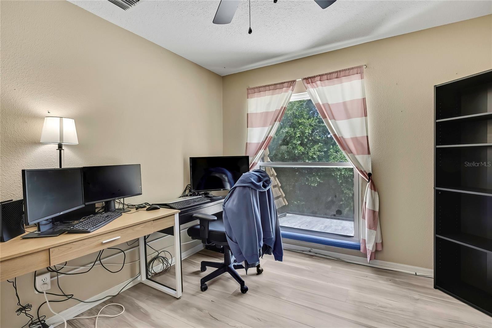 Image 27 of 44 For 12714 Tall Pine Drive