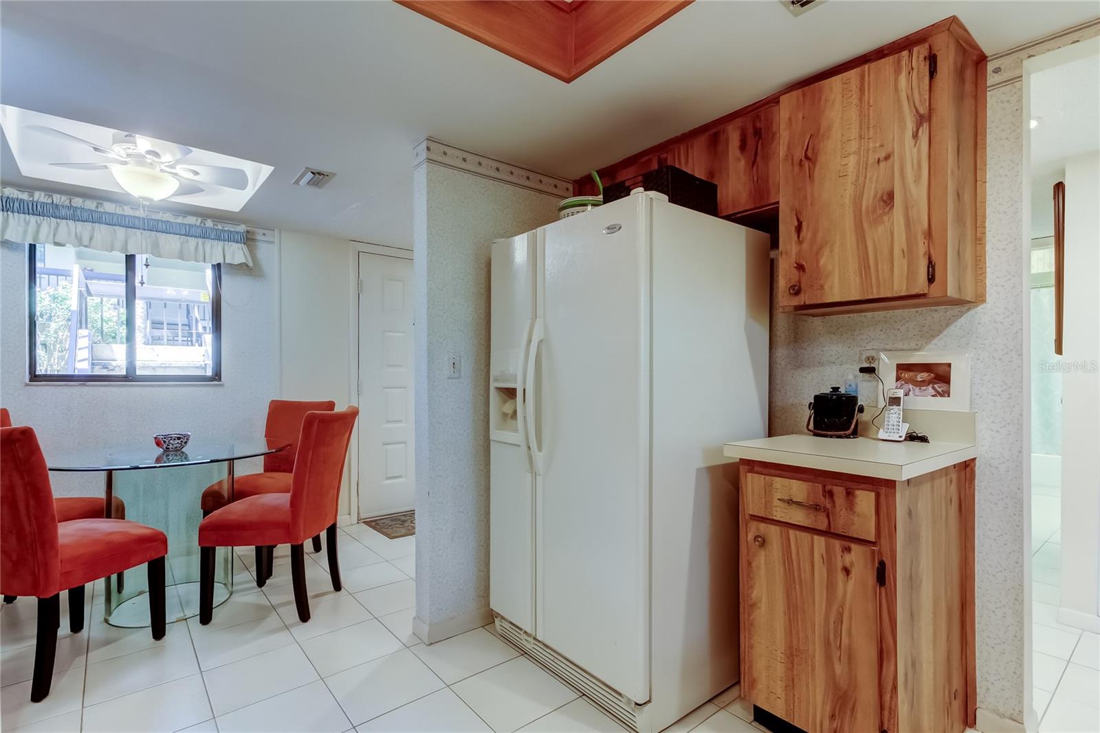 Image 18 of 47 For 2667 Sabal Springs Circle 101
