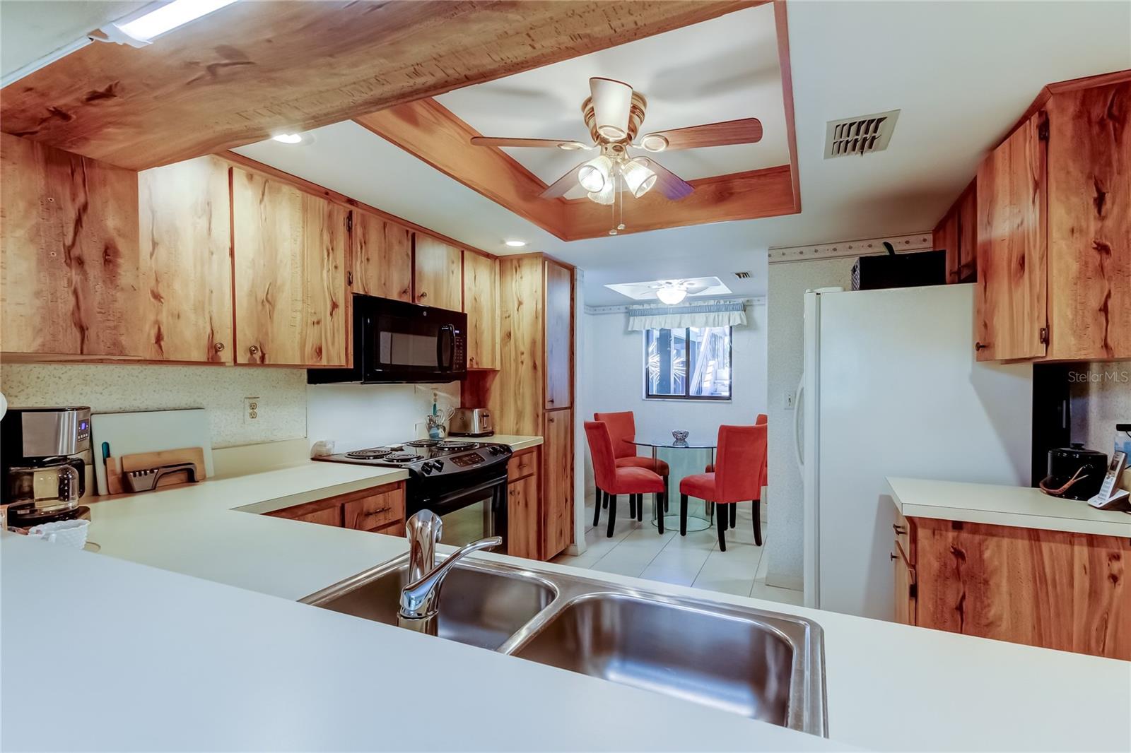 Image 21 of 47 For 2667 Sabal Springs Circle 101