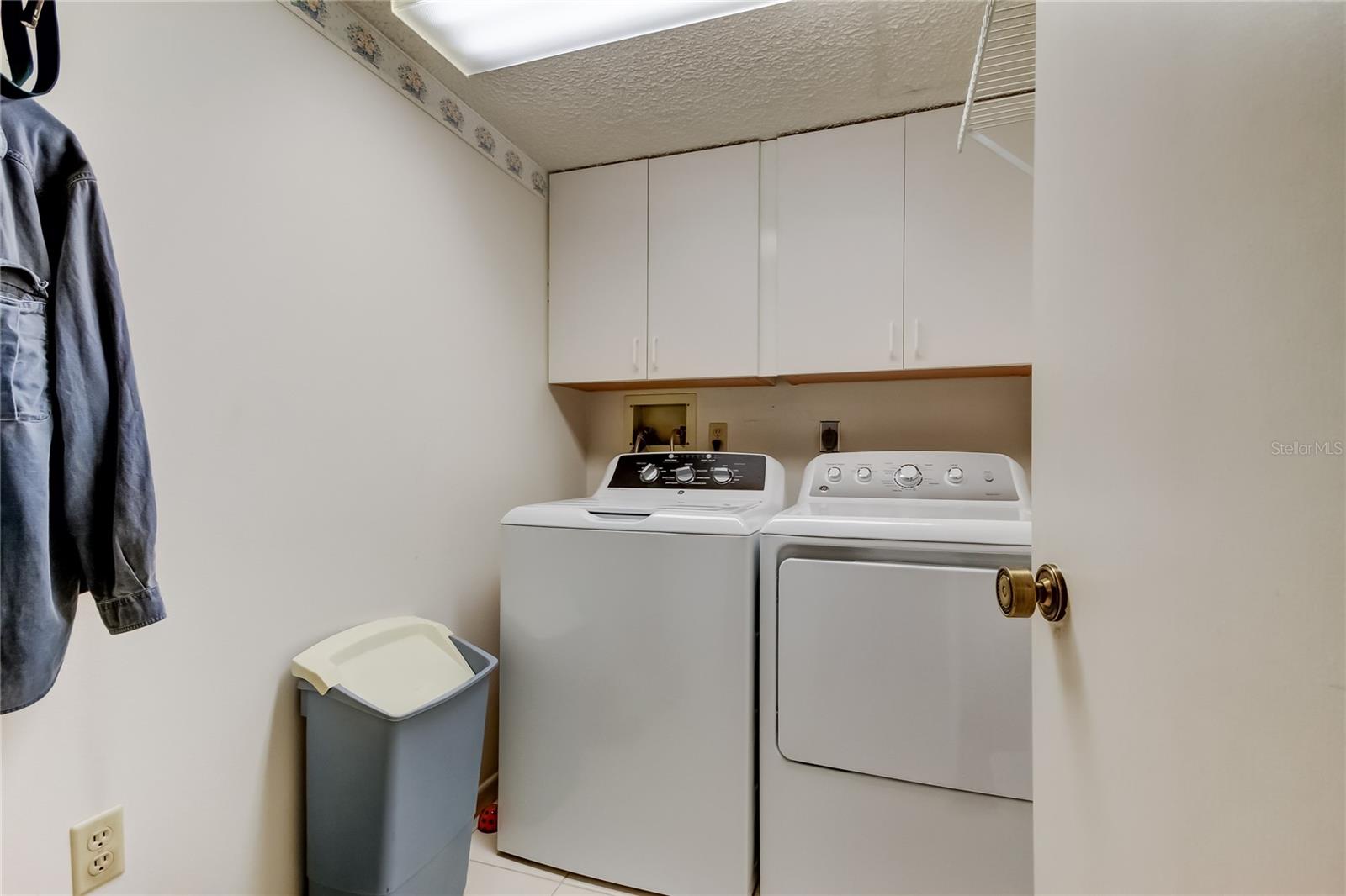 Image 22 of 47 For 2667 Sabal Springs Circle 101