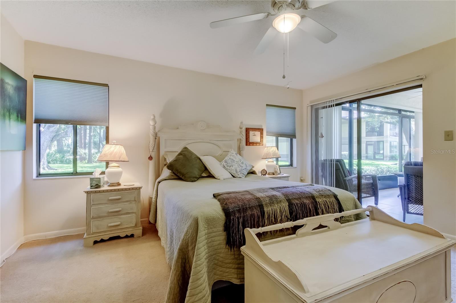 Image 26 of 47 For 2667 Sabal Springs Circle 101