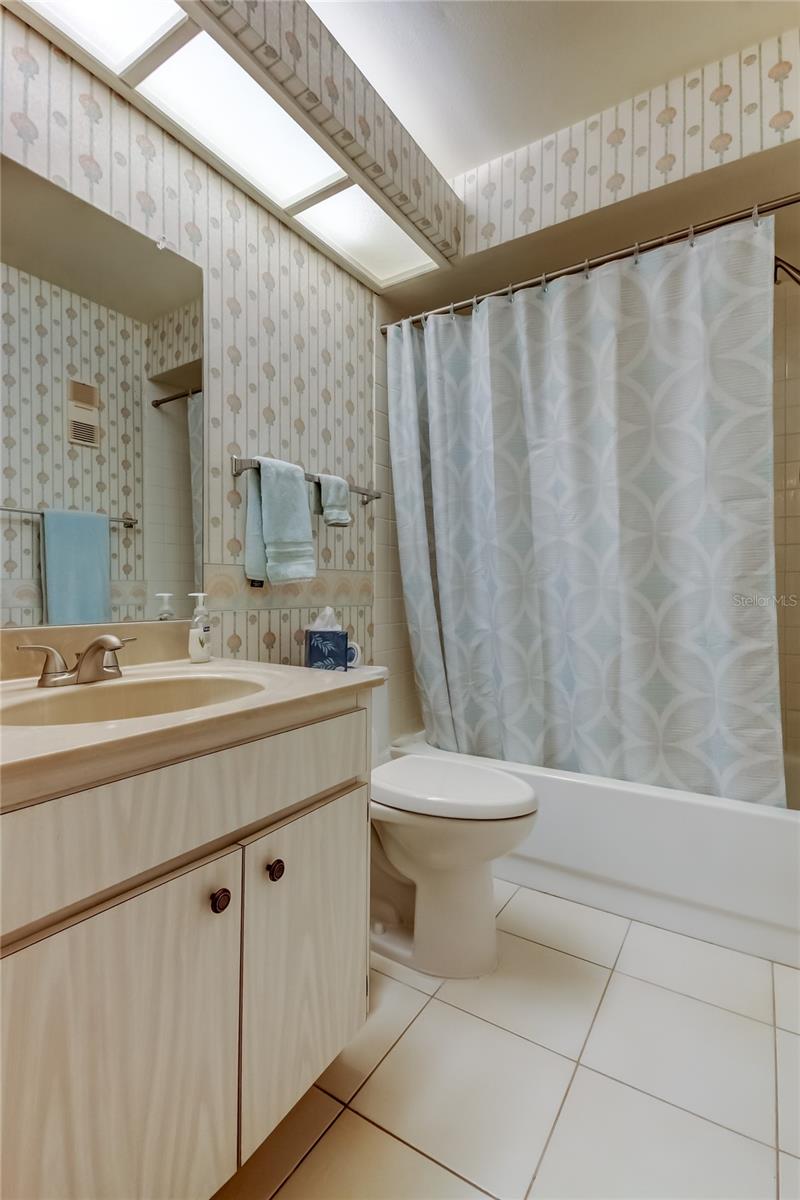 Image 33 of 47 For 2667 Sabal Springs Circle 101