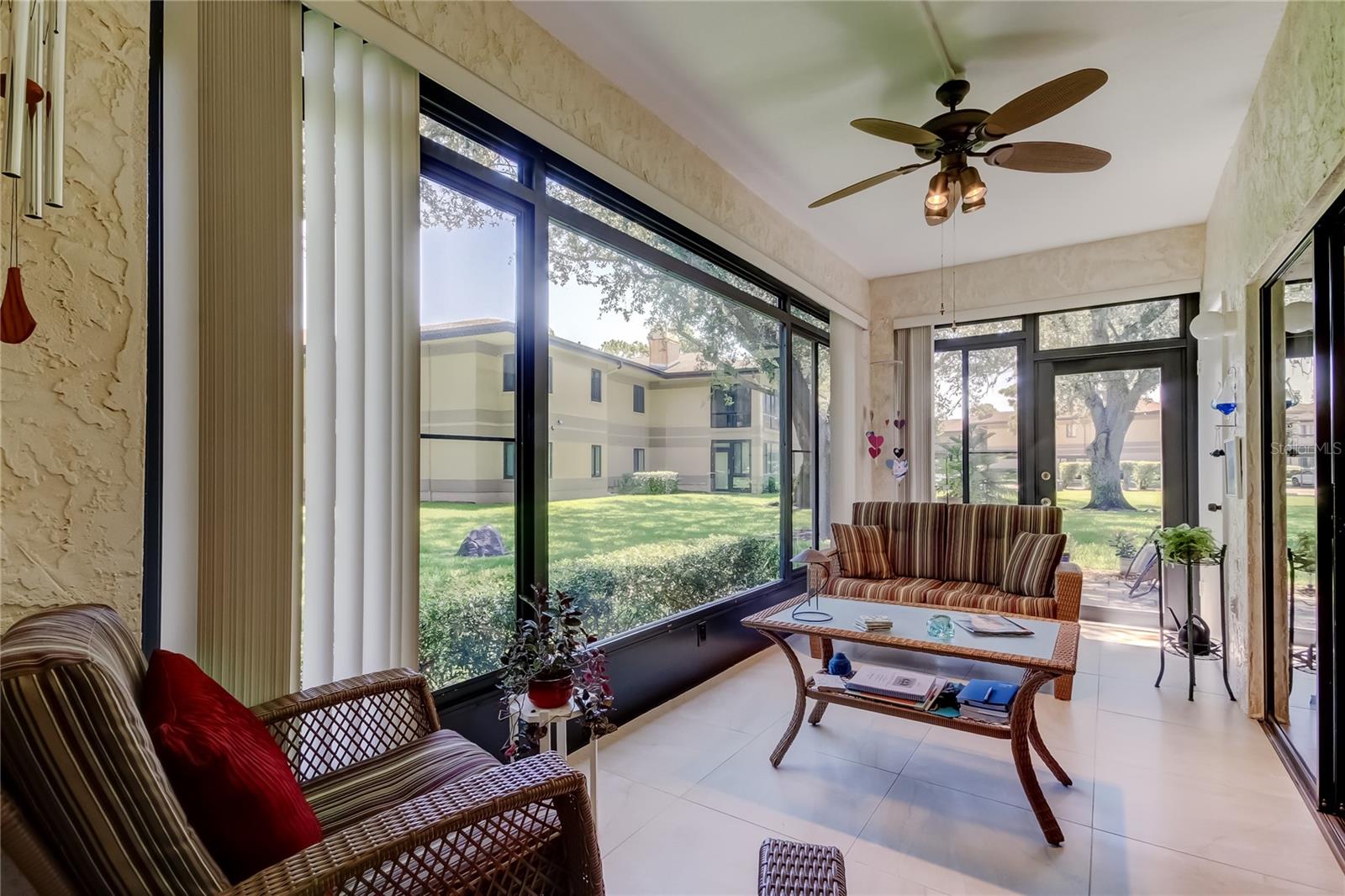 Image 37 of 47 For 2667 Sabal Springs Circle 101