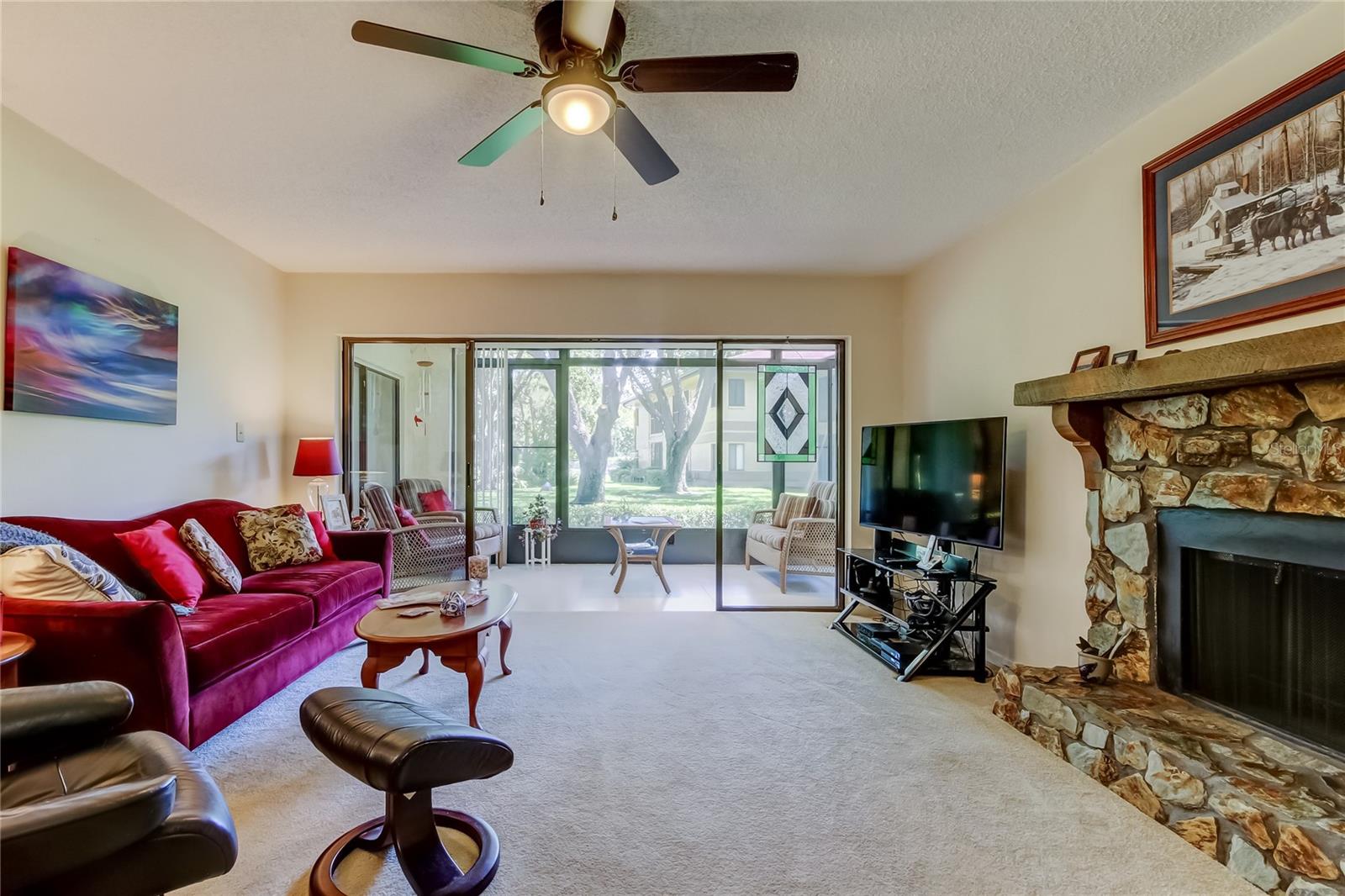 Image 4 of 47 For 2667 Sabal Springs Circle 101