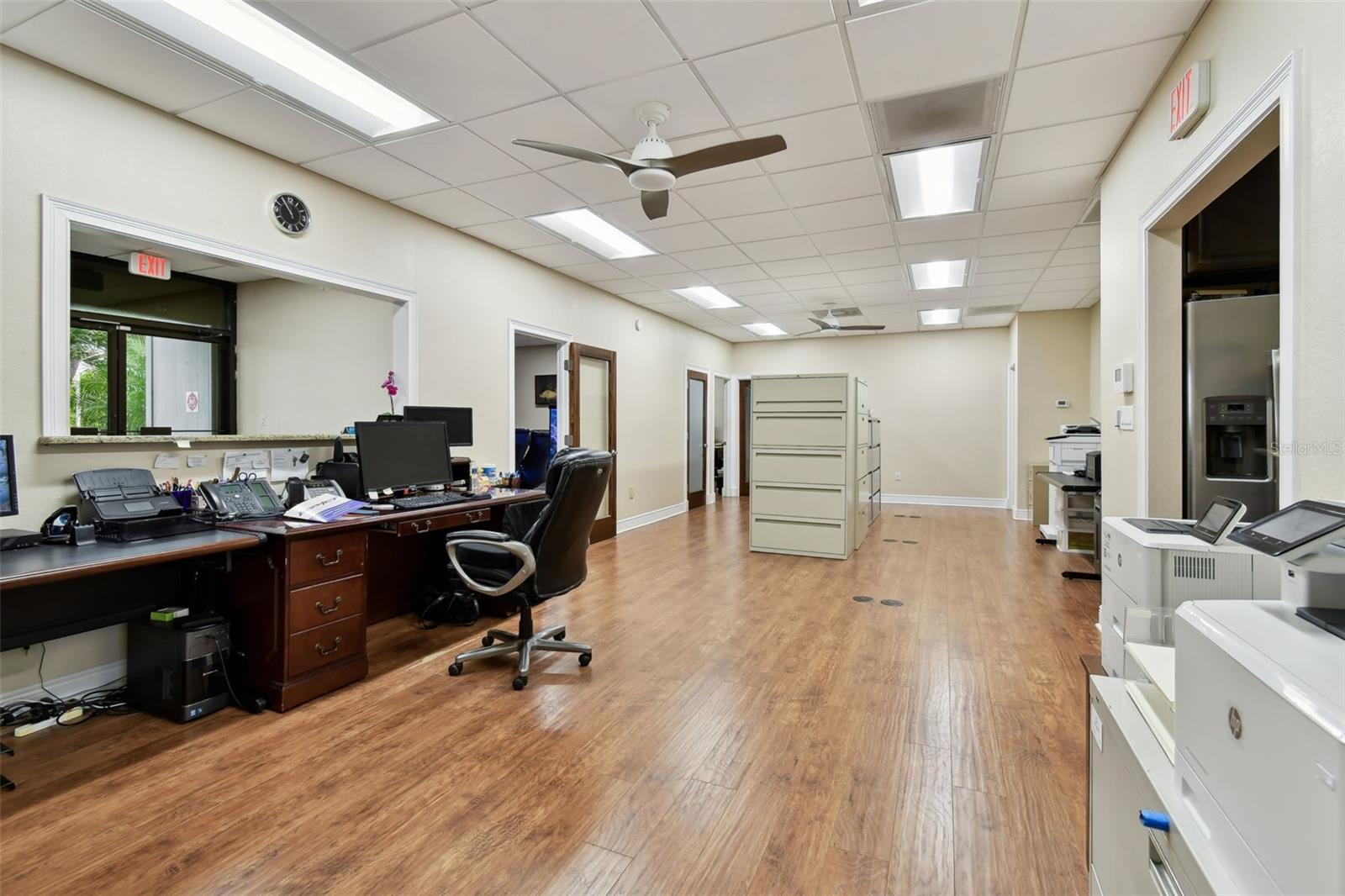 Image 10 of 21 For 10261 4th Street N