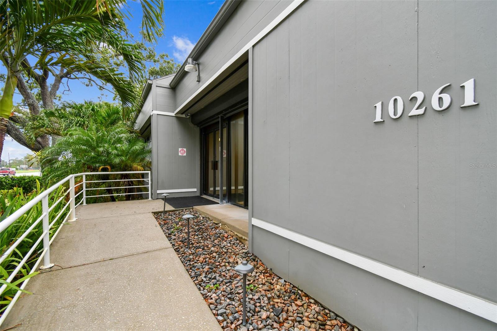 Image 7 of 21 For 10261 4th Street N