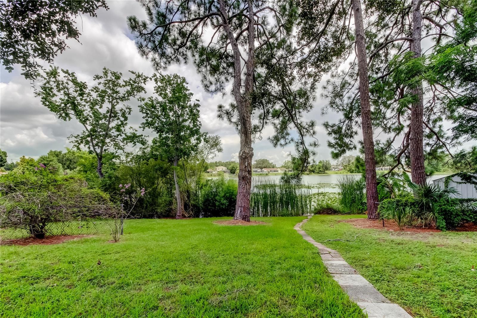 Image 11 of 42 For 12529 Mondragon Drive
