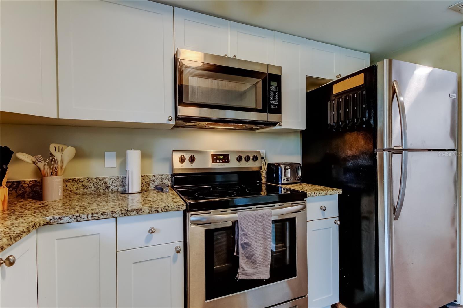 Image 18 of 42 For 12529 Mondragon Drive