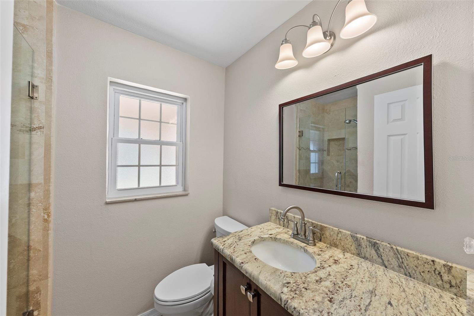 Image 17 of 31 For 2901 Paxton Avenue