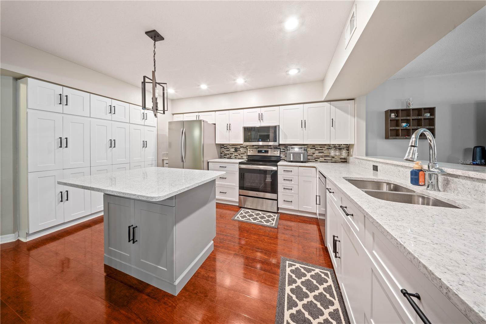 Image 4 of 20 For 2589 Pine Cove Lane