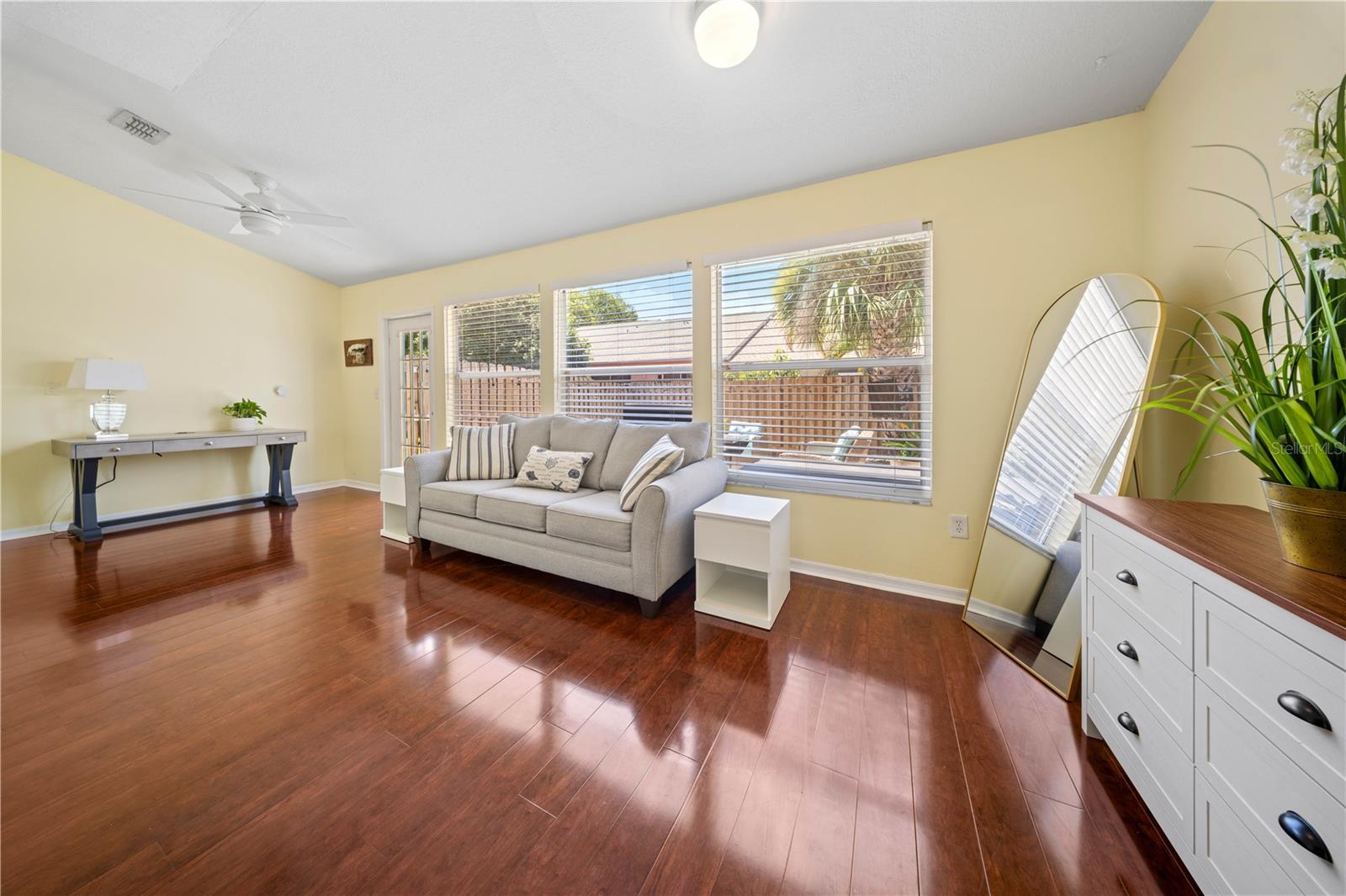 Image 6 of 20 For 2589 Pine Cove Lane