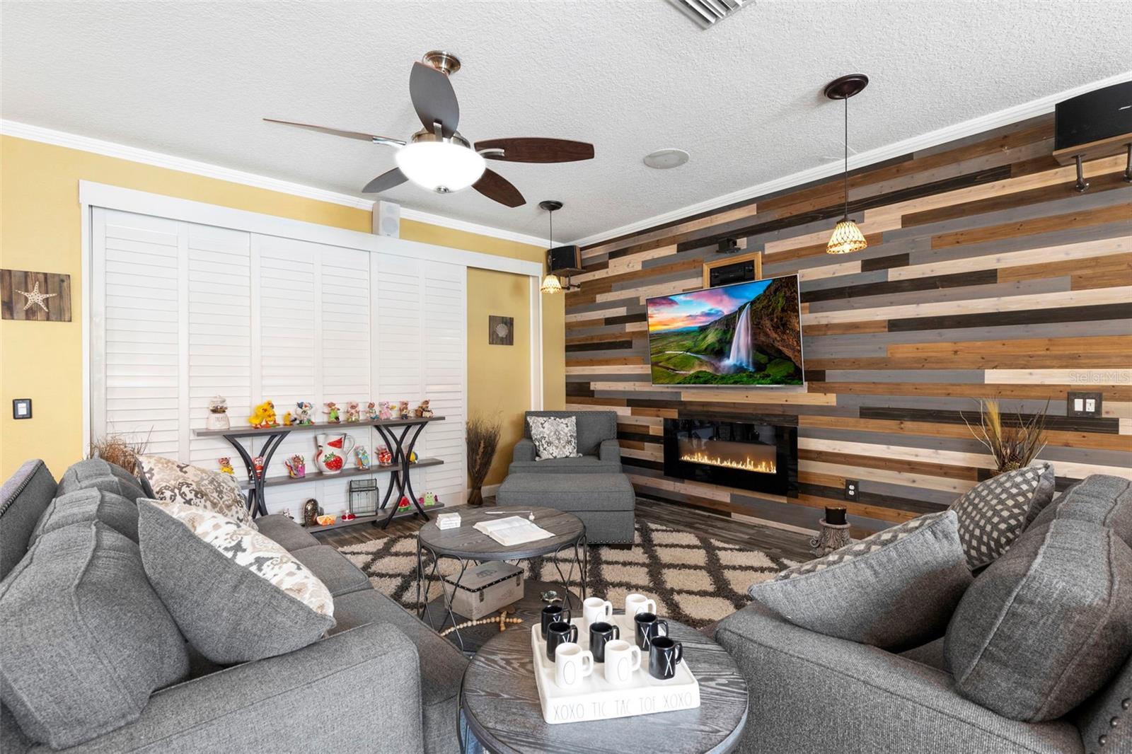 Listing photo id 10 for 8000 Baytree Drive