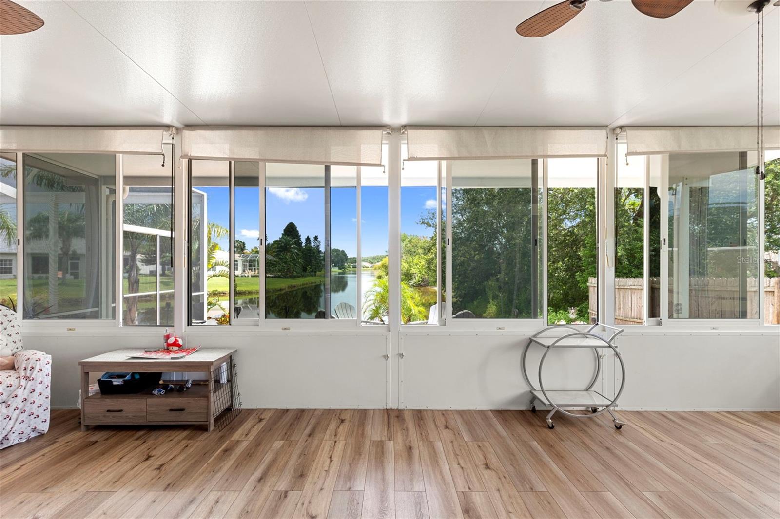 Listing photo id 27 for 8000 Baytree Drive