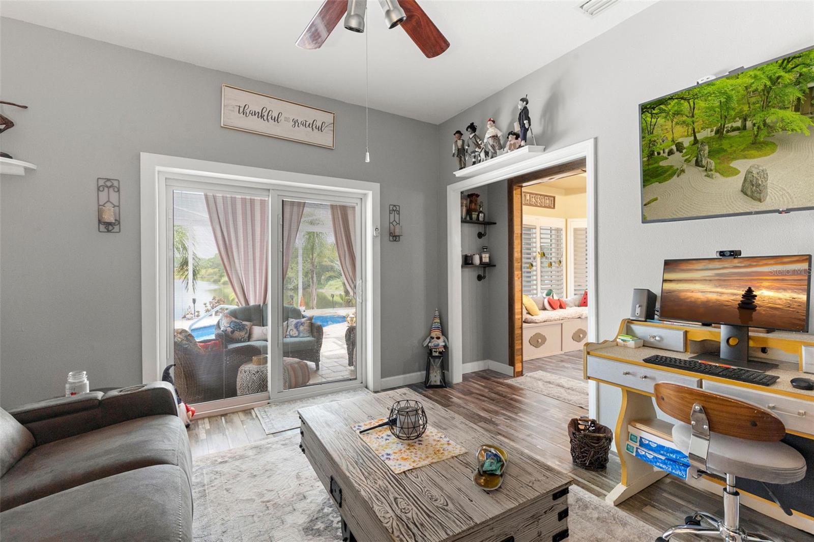 Listing photo id 42 for 8000 Baytree Drive