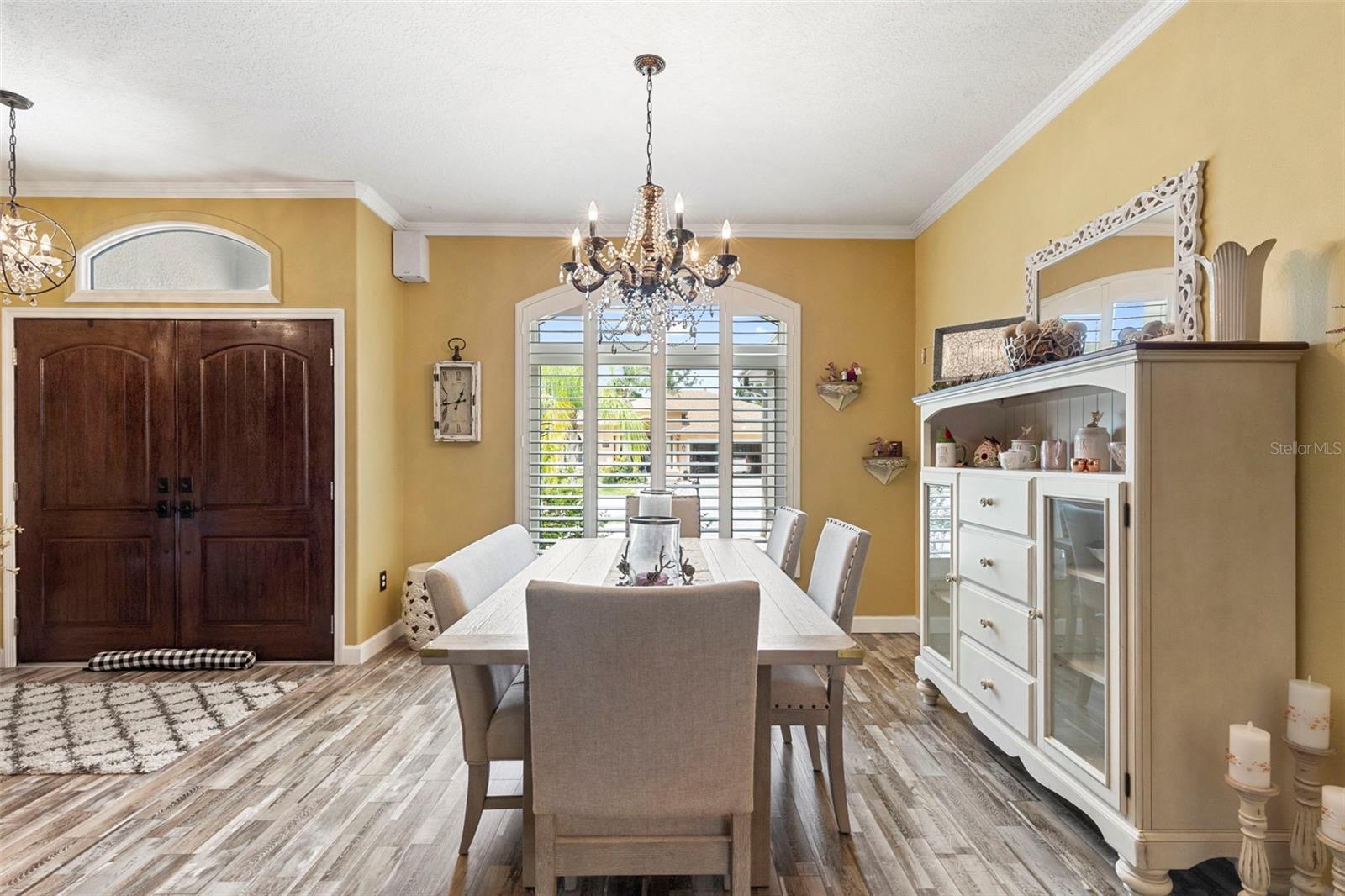 Listing photo id 48 for 8000 Baytree Drive