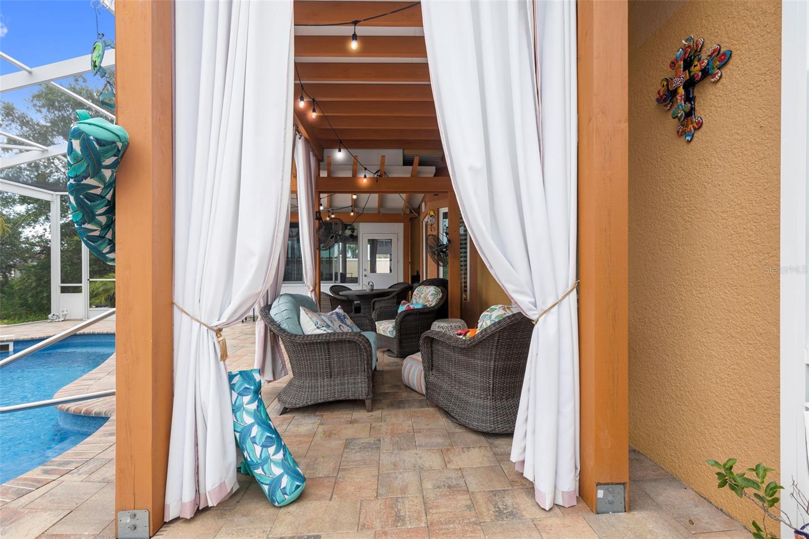 Listing photo id 62 for 8000 Baytree Drive