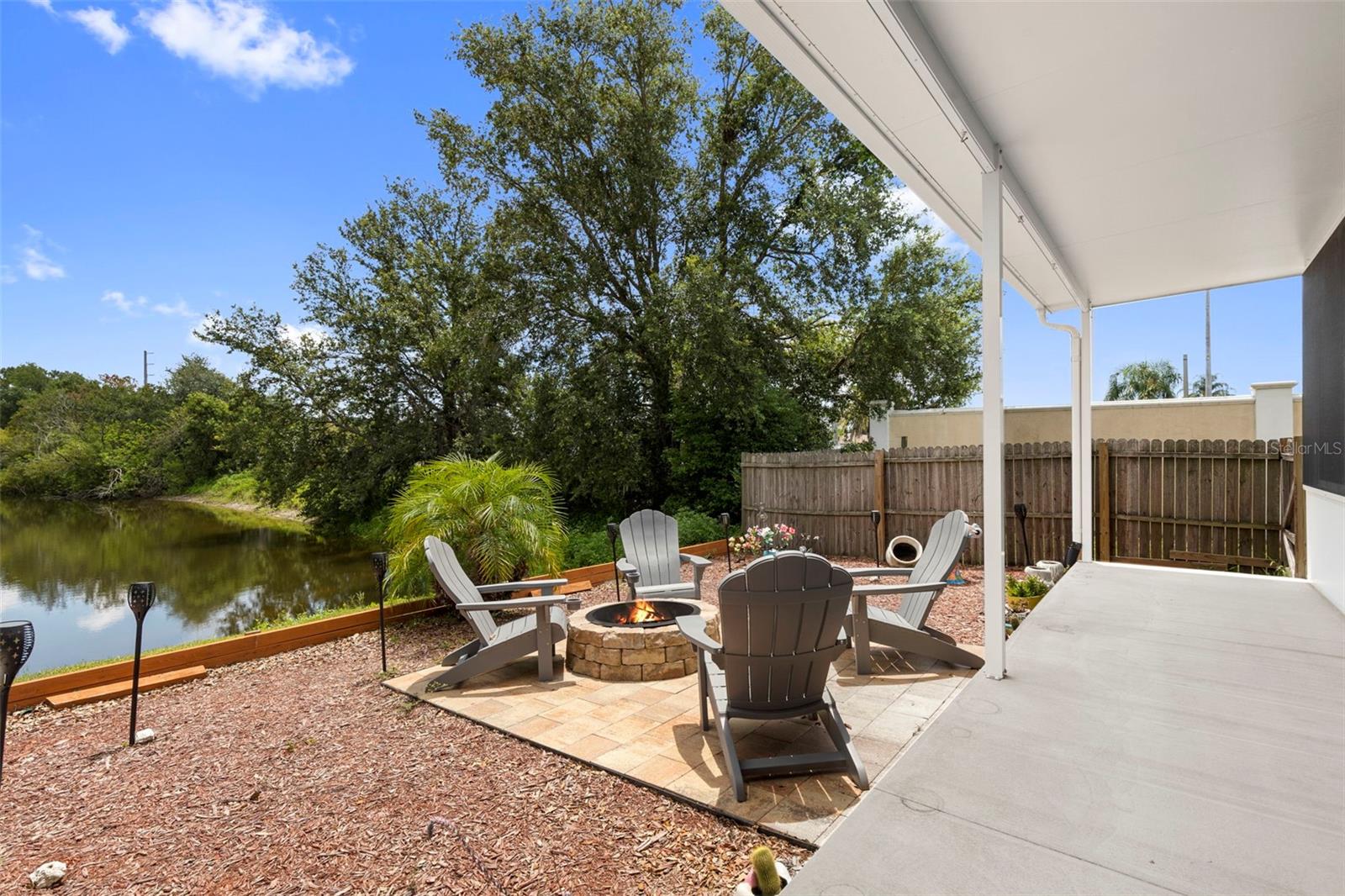 Listing photo id 68 for 8000 Baytree Drive