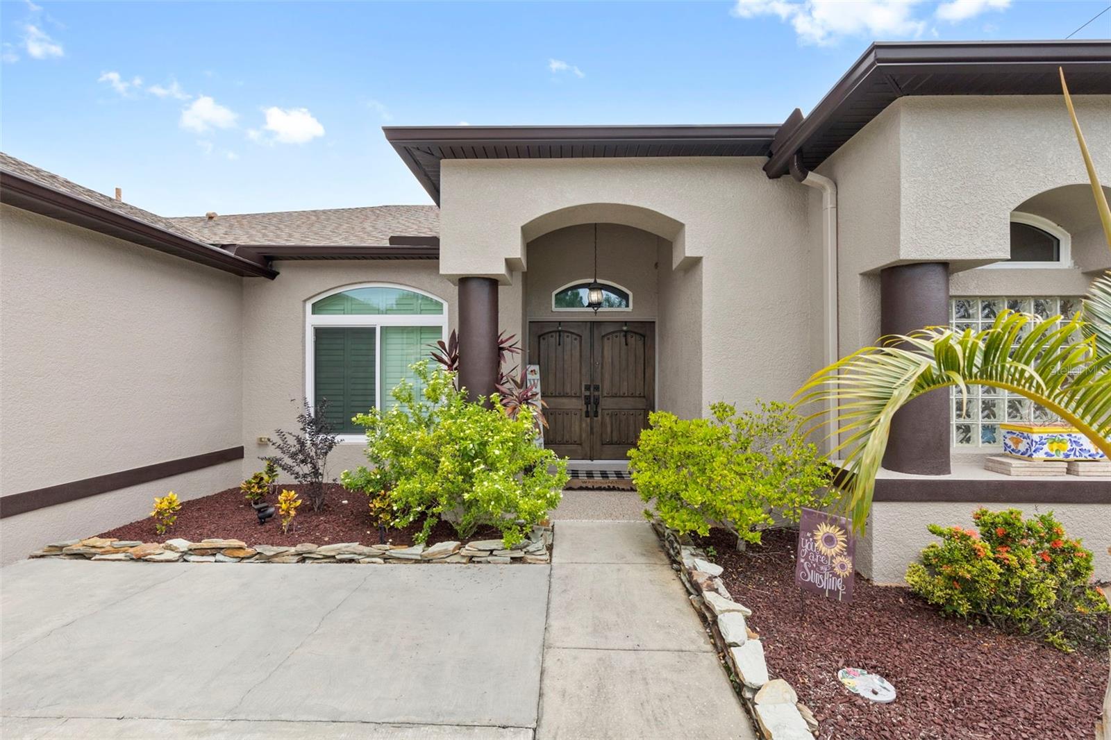 Listing photo id 72 for 8000 Baytree Drive