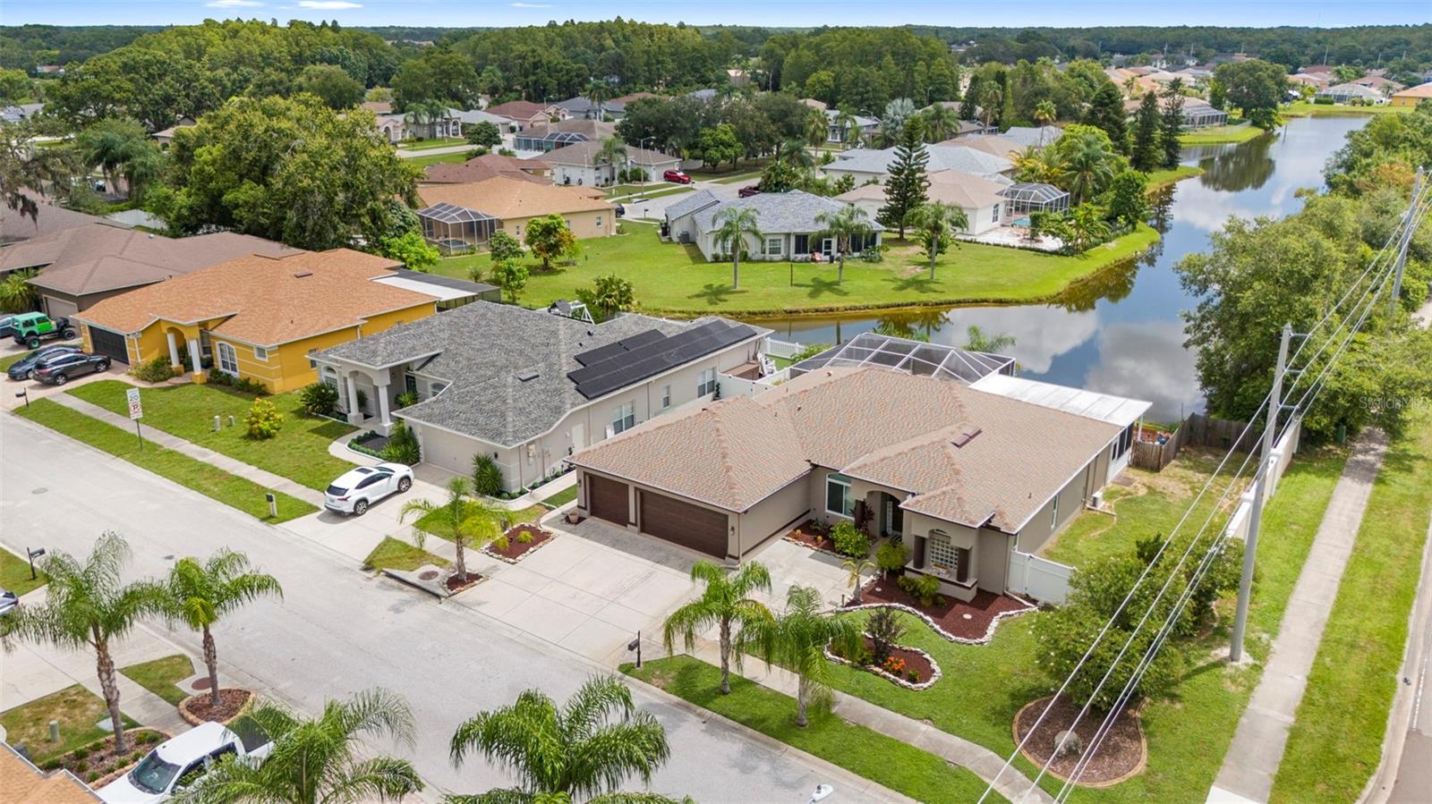 Listing photo id 77 for 8000 Baytree Drive