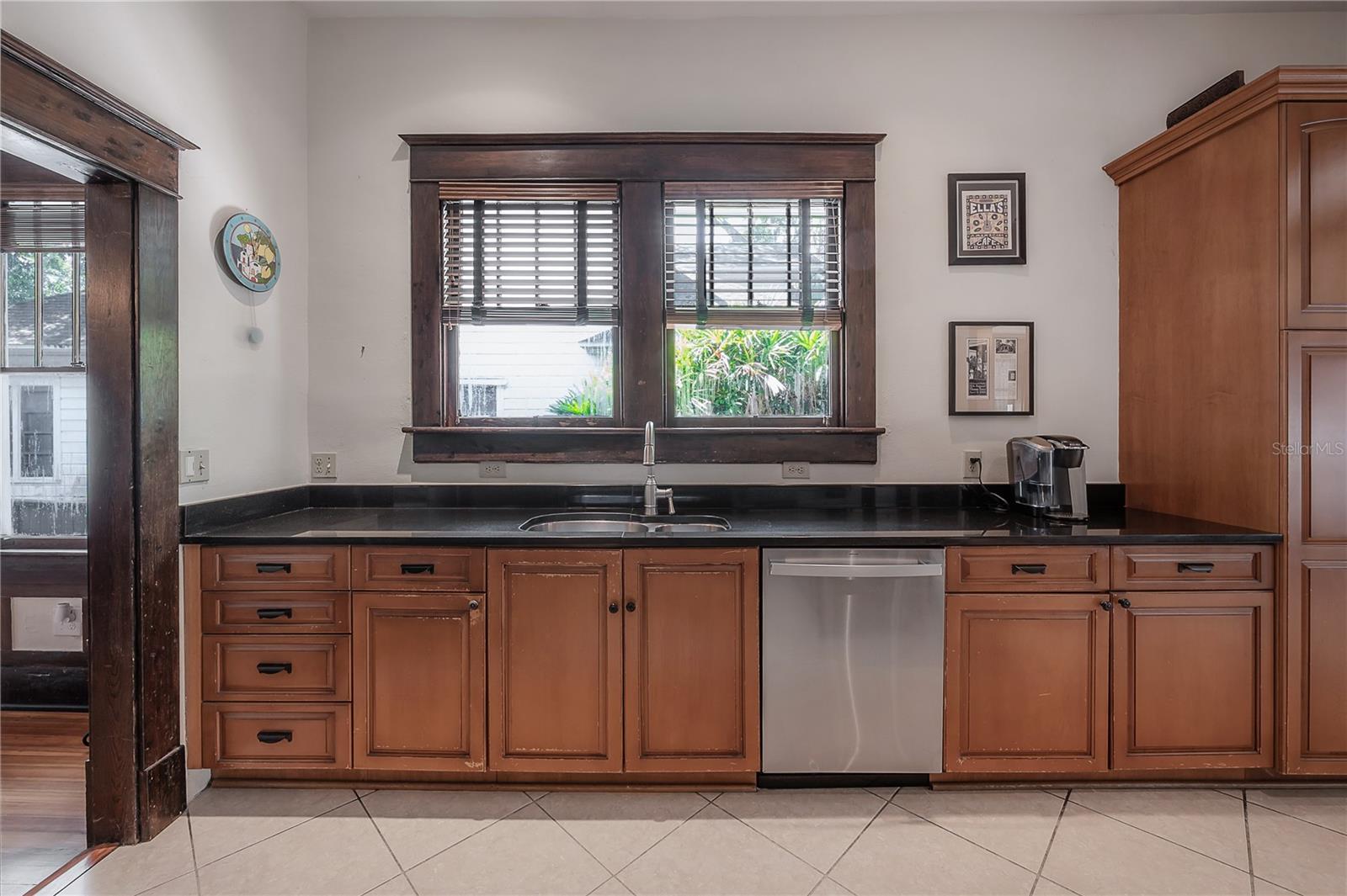 Image 41 of 59 For 5506 Miami Avenue