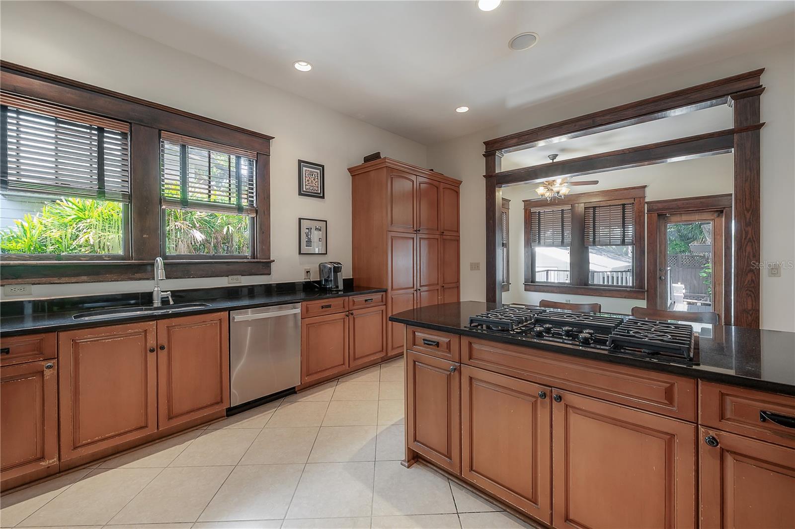 Image 45 of 59 For 5506 Miami Avenue