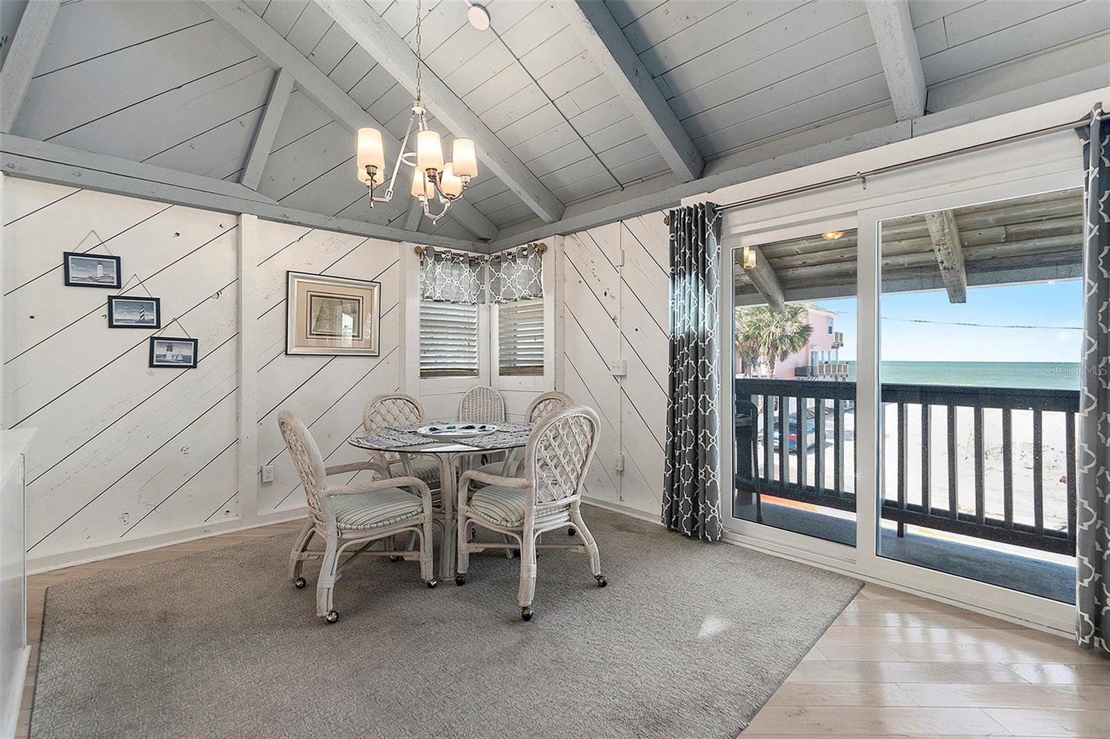 Image 12 of 65 For 8425 Gulf Boulevard