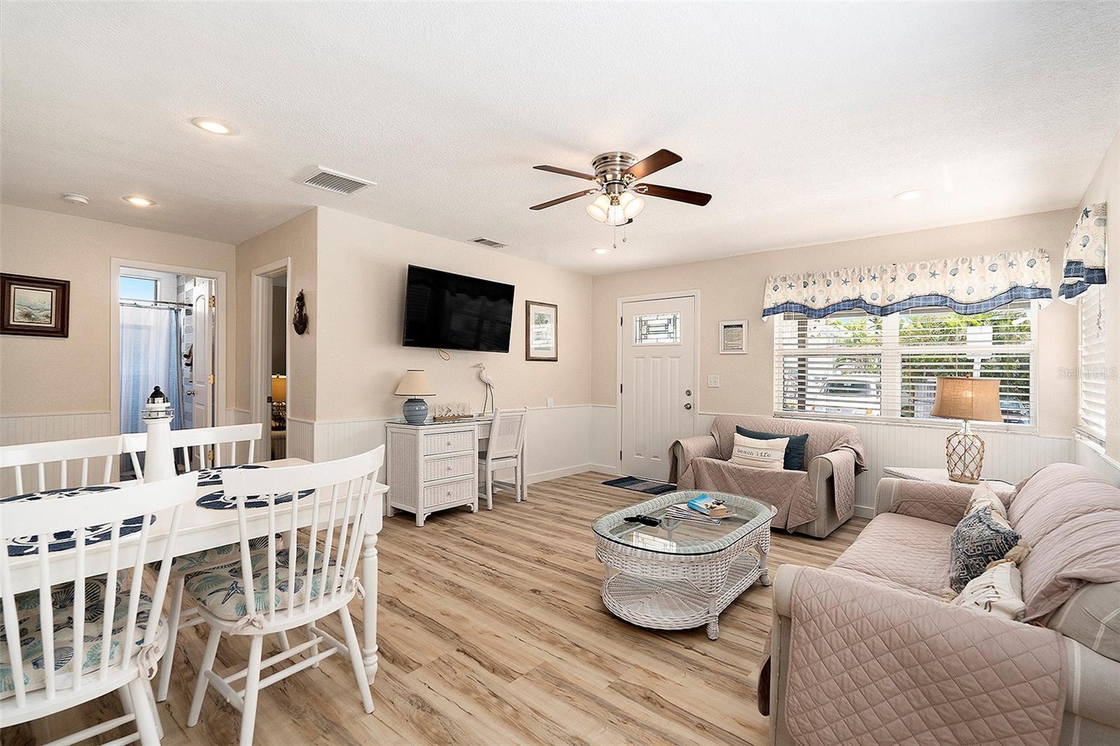 Image 39 of 65 For 8425 Gulf Boulevard