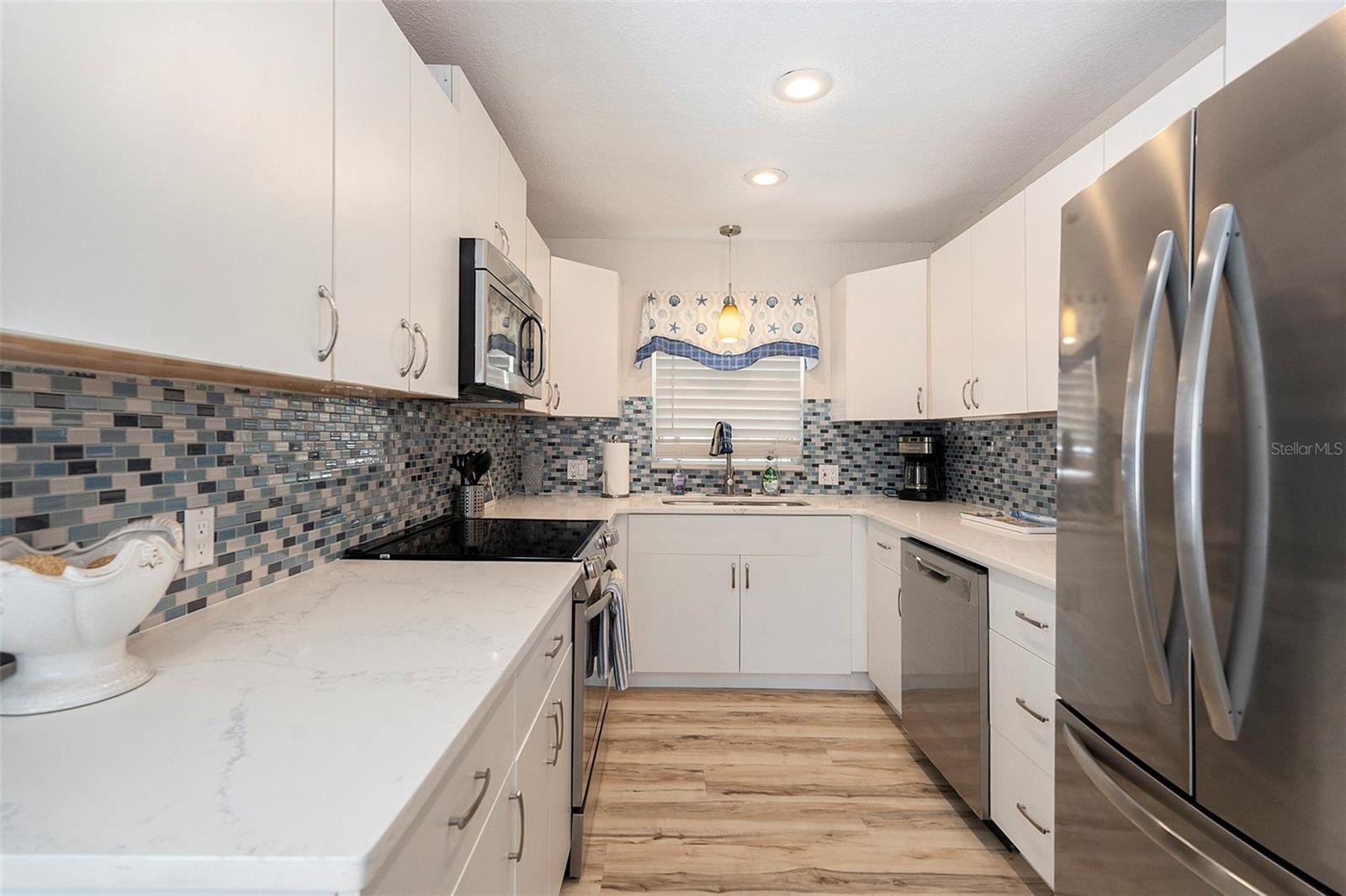 Image 42 of 65 For 8425 Gulf Boulevard