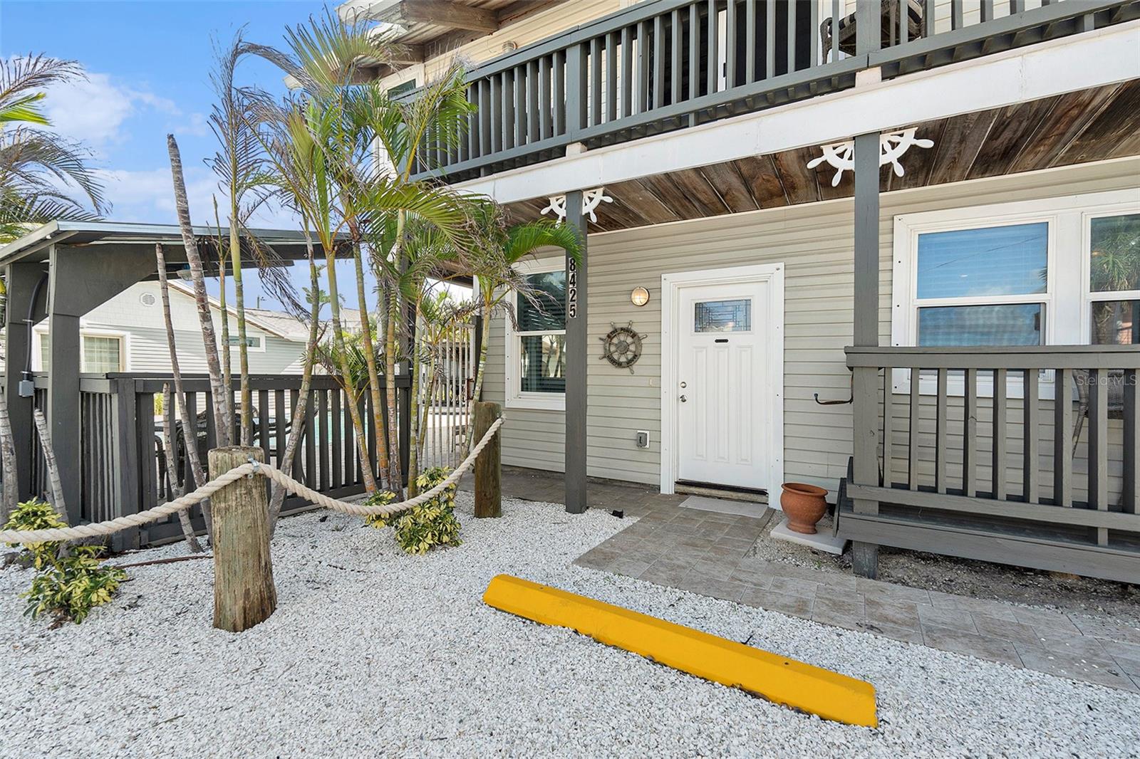 Image 9 of 65 For 8425 Gulf Boulevard