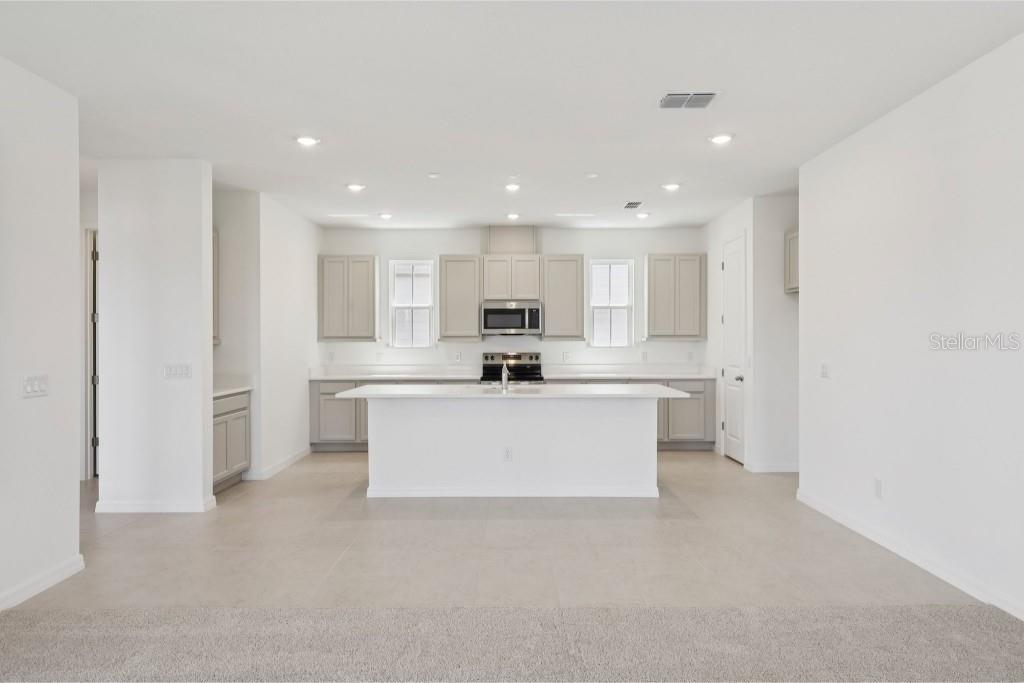Image 11 of 60 For 3170 Voyager Avenue