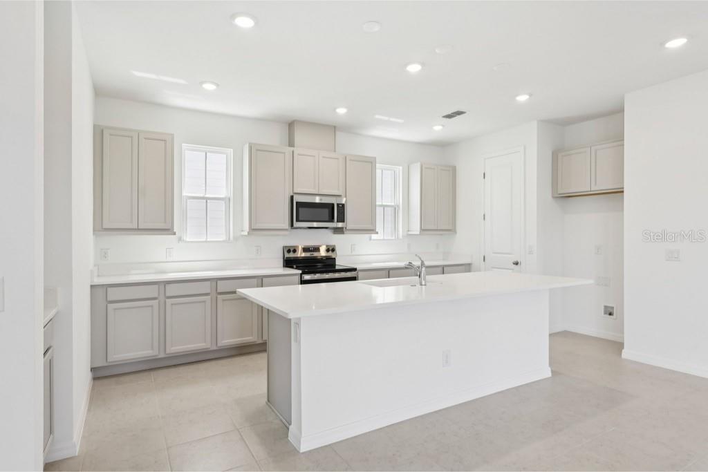 Image 12 of 60 For 3170 Voyager Avenue