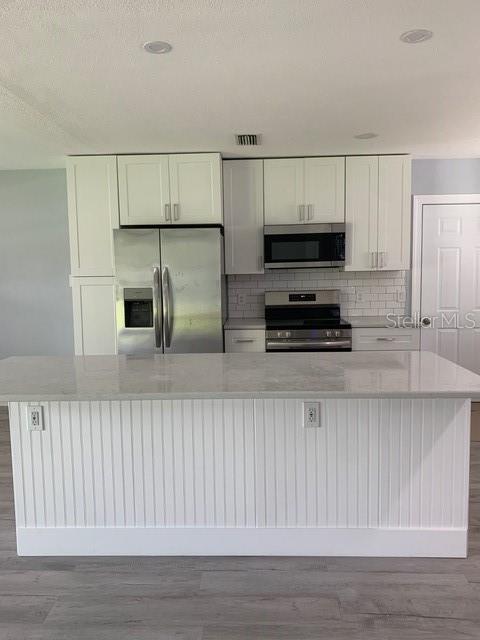 Image 2 of 11 For 4712 Chapin Avenue