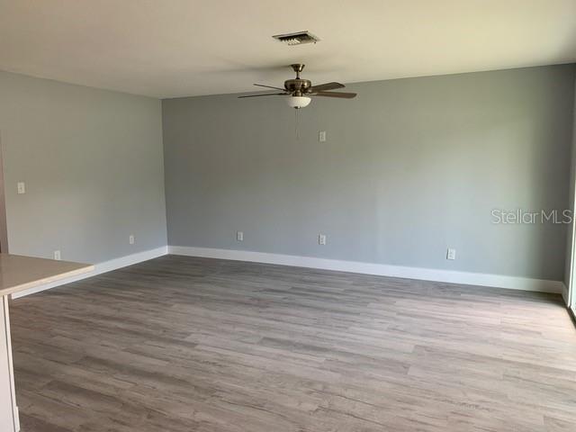 Image 6 of 11 For 4712 Chapin Avenue