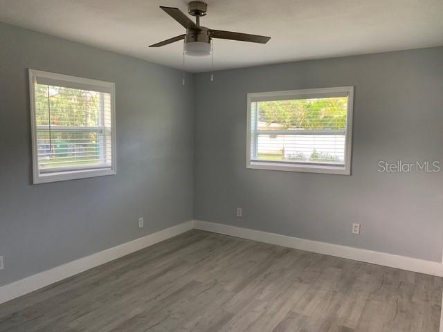Image 8 of 11 For 4712 Chapin Avenue