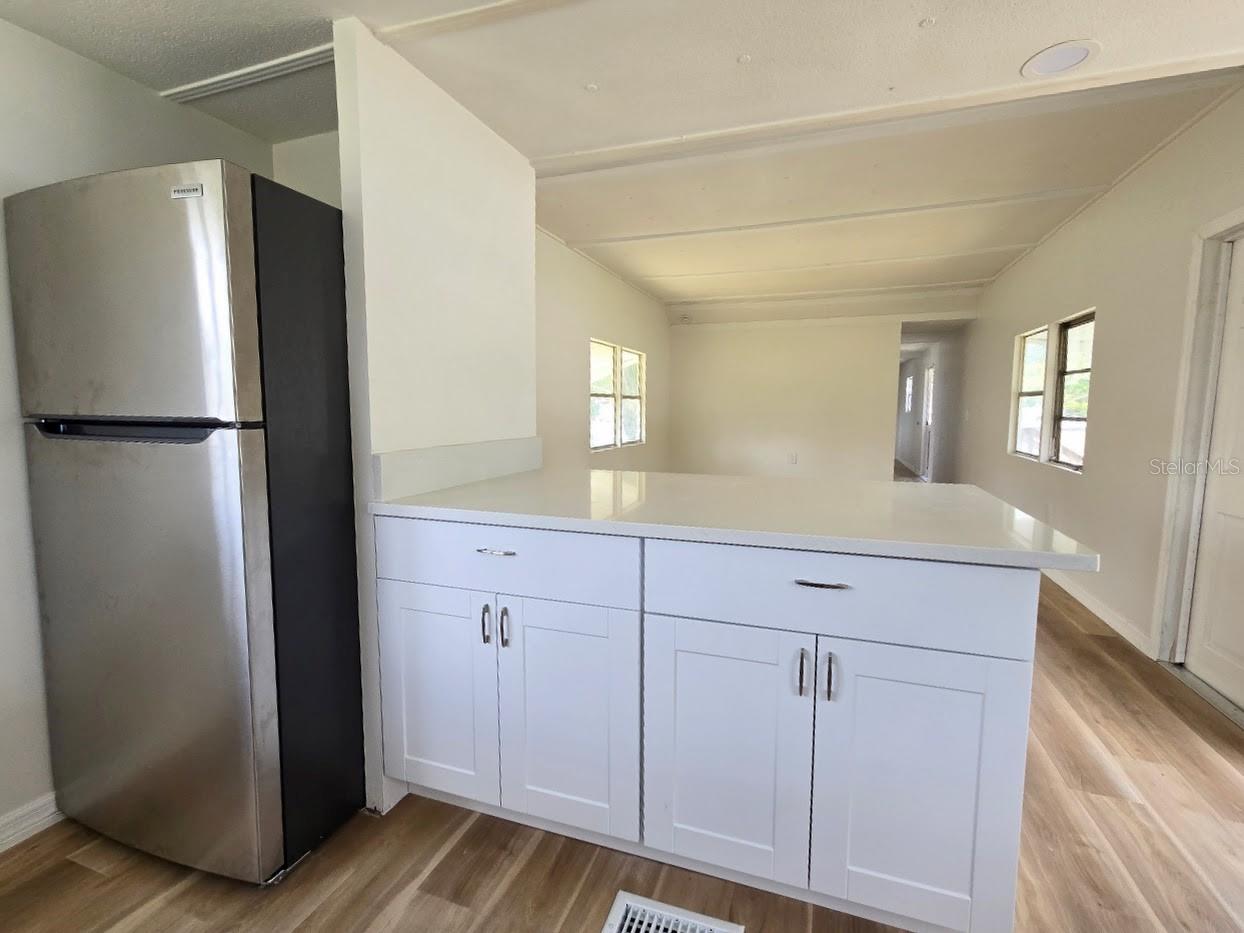 Image 6 of 18 For 7215 Lofty Drive