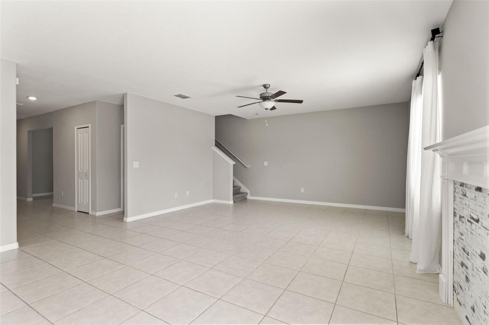 Image 19 of 51 For 238 Argyll Drive