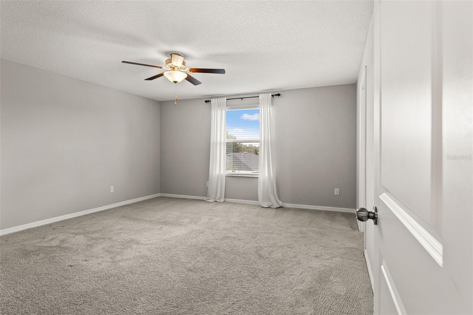 Image 25 of 51 For 238 Argyll Drive