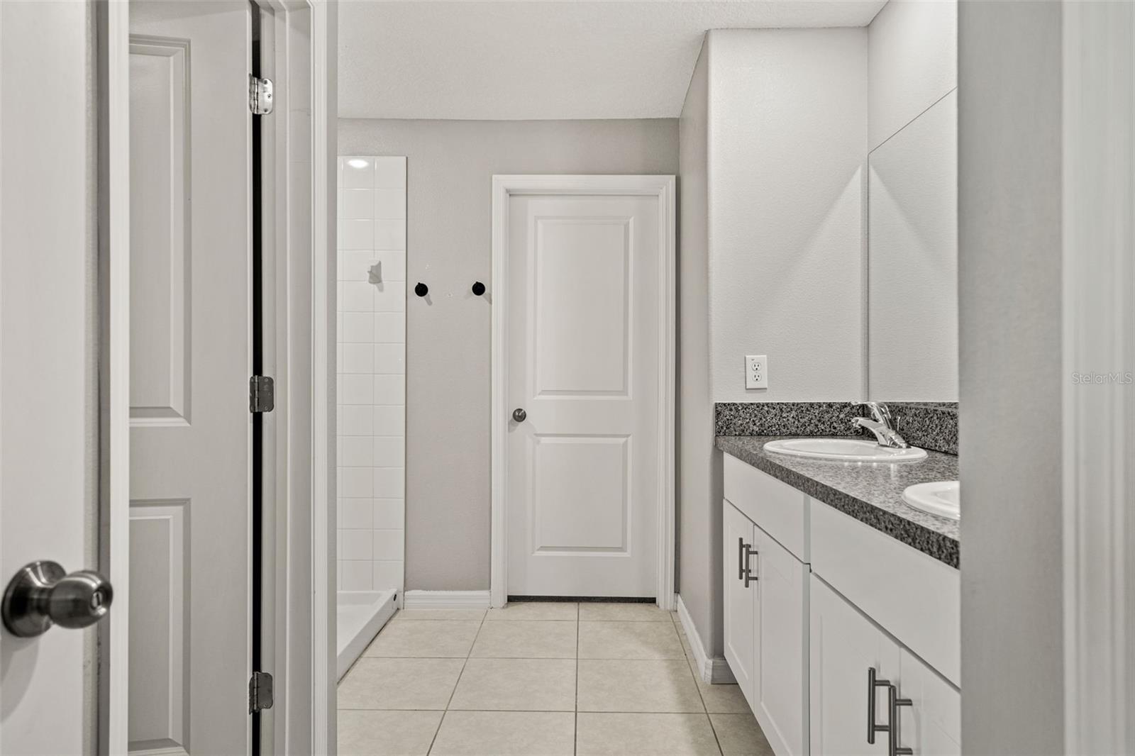 Image 27 of 51 For 238 Argyll Drive