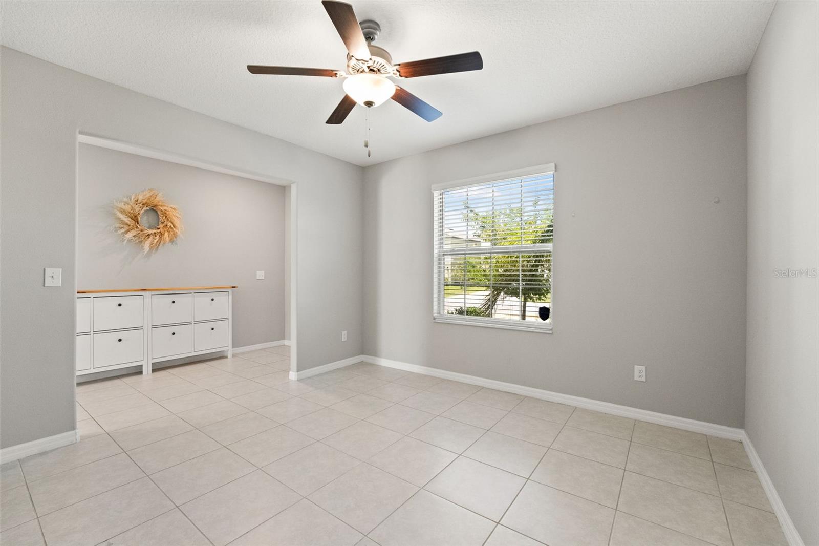 Image 8 of 51 For 238 Argyll Drive