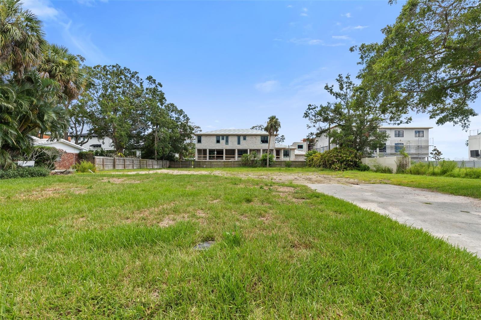 Image 3 of 19 For 5028 Longfellow Avenue
