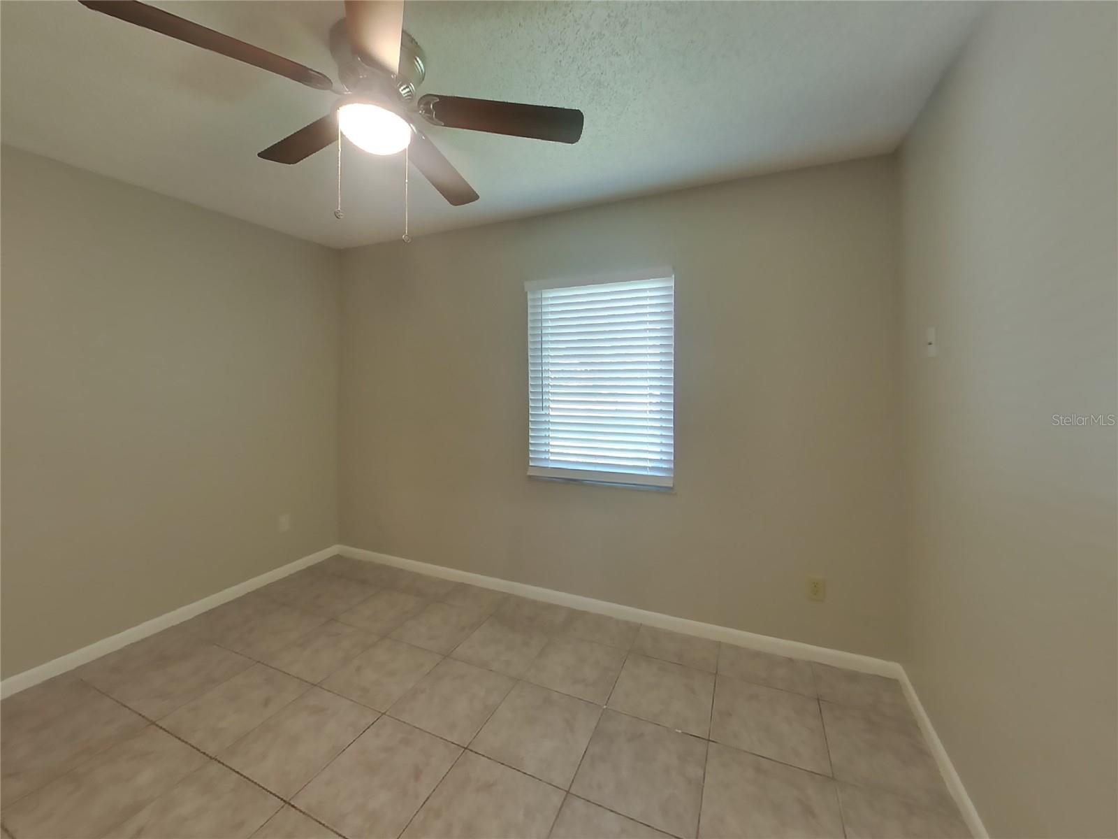 Image 12 of 18 For 912 Shangri La Drive