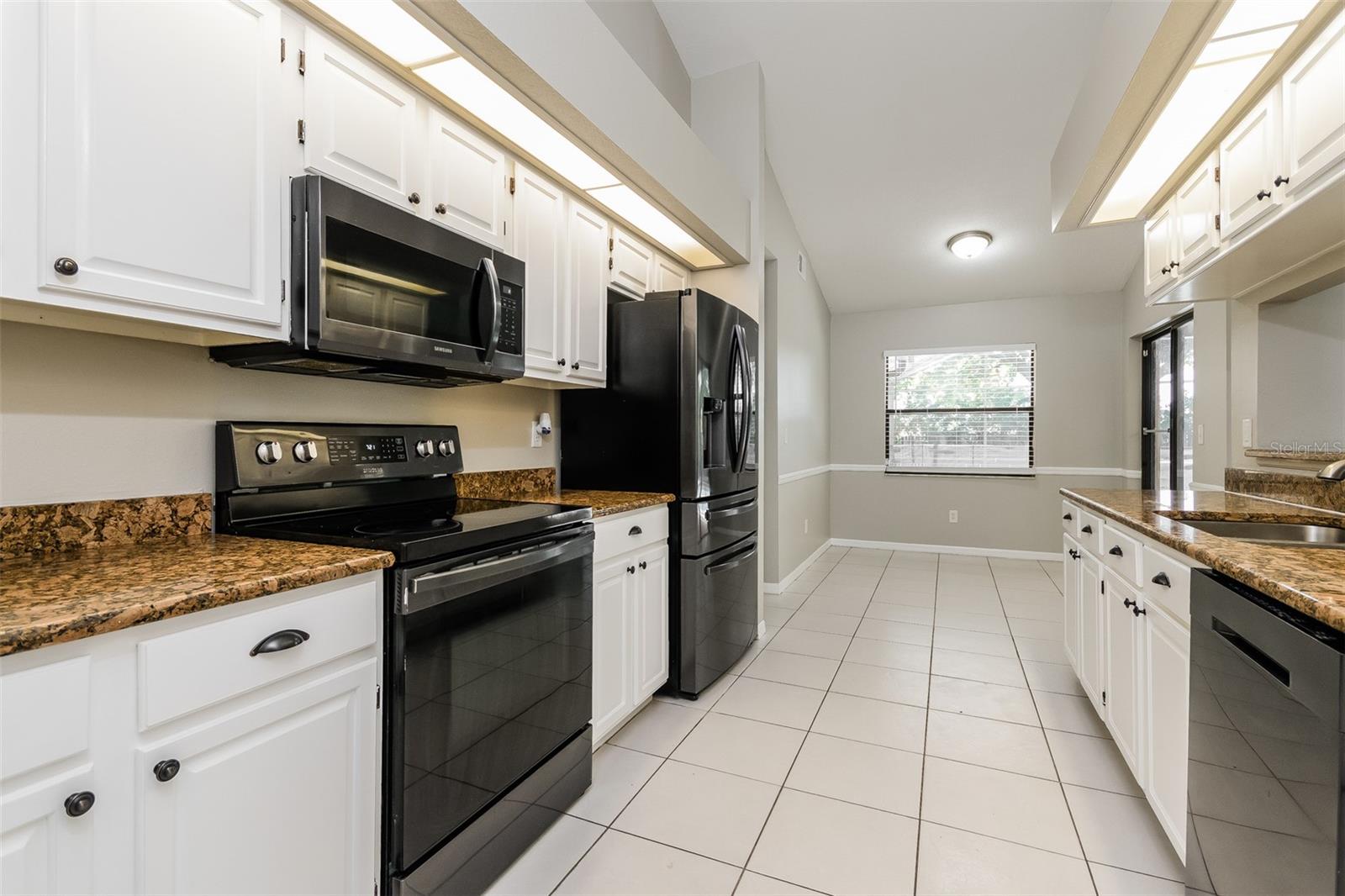 Image 7 of 15 For 2368 Bagdad Avenue