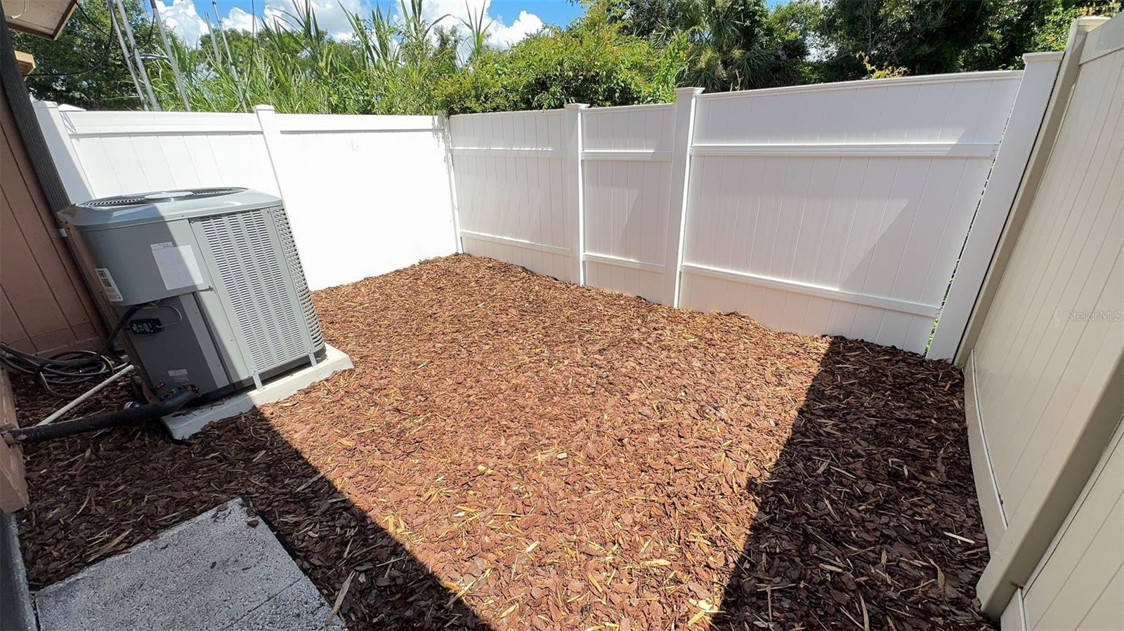 Image 41 of 41 For 4003 Oak Limb Court