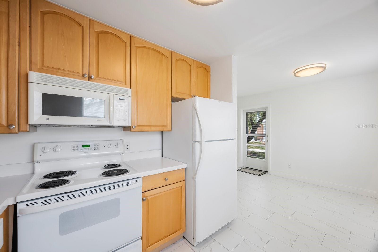 Image 14 of 37 For 1902 Andover Street 200