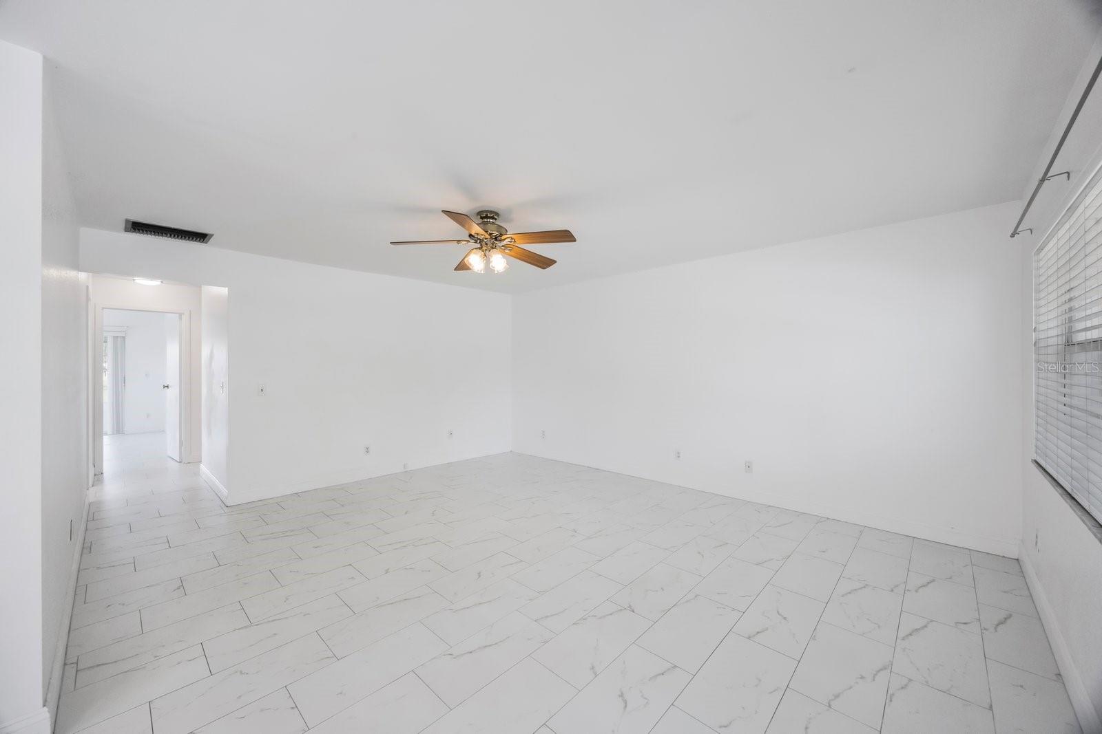 Image 7 of 37 For 1902 Andover Street 200